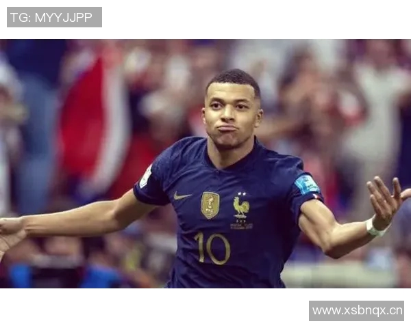 舍甫琴科盛赞姆巴佩称其金球奖指日可待是当代顶尖球员之一